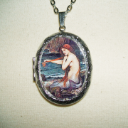 WATERHOUSE MERMAID Necklace LOCKET Mermaids Pendant Photo Holder Vintage Painting Image