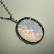 OPAL Effect Necklace LOCKET Pendant Photo Holder GORGEOUS Opalized Faceted Stone